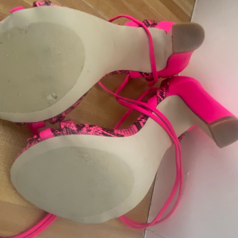 Women’s Shoes
